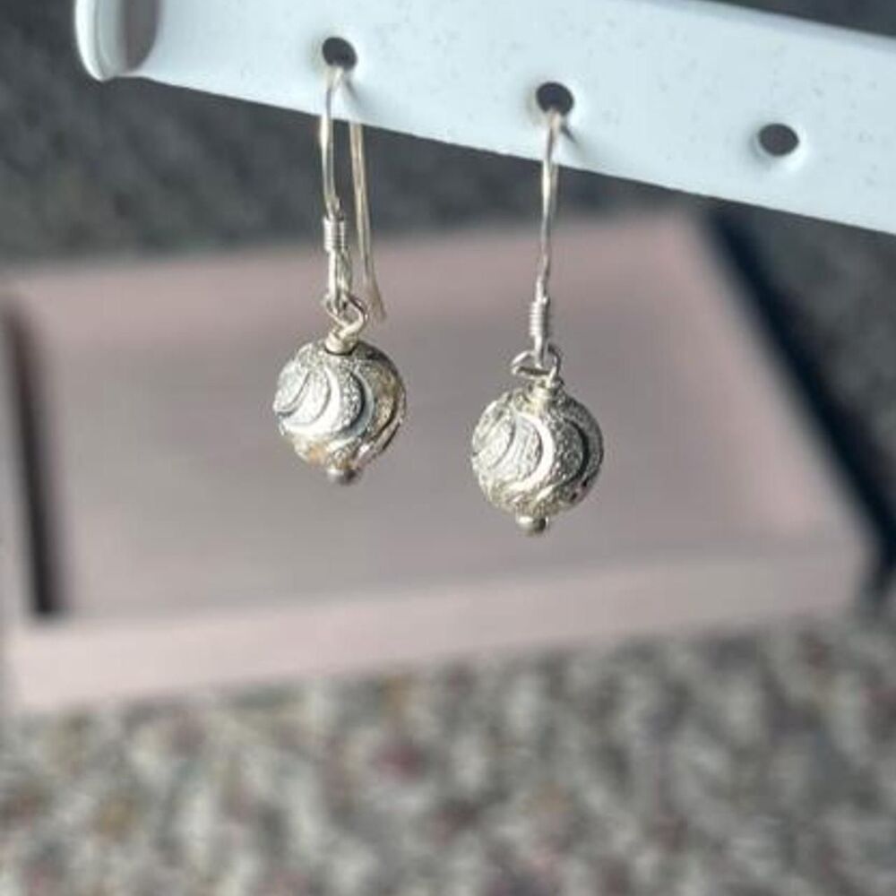 Unbranded Women's Silver and Gold Jewellery